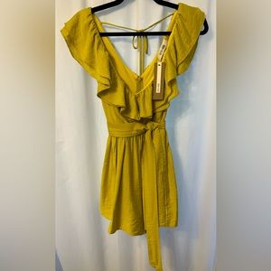 Do+Be Satin Ruffle Mini Skort dress size Small